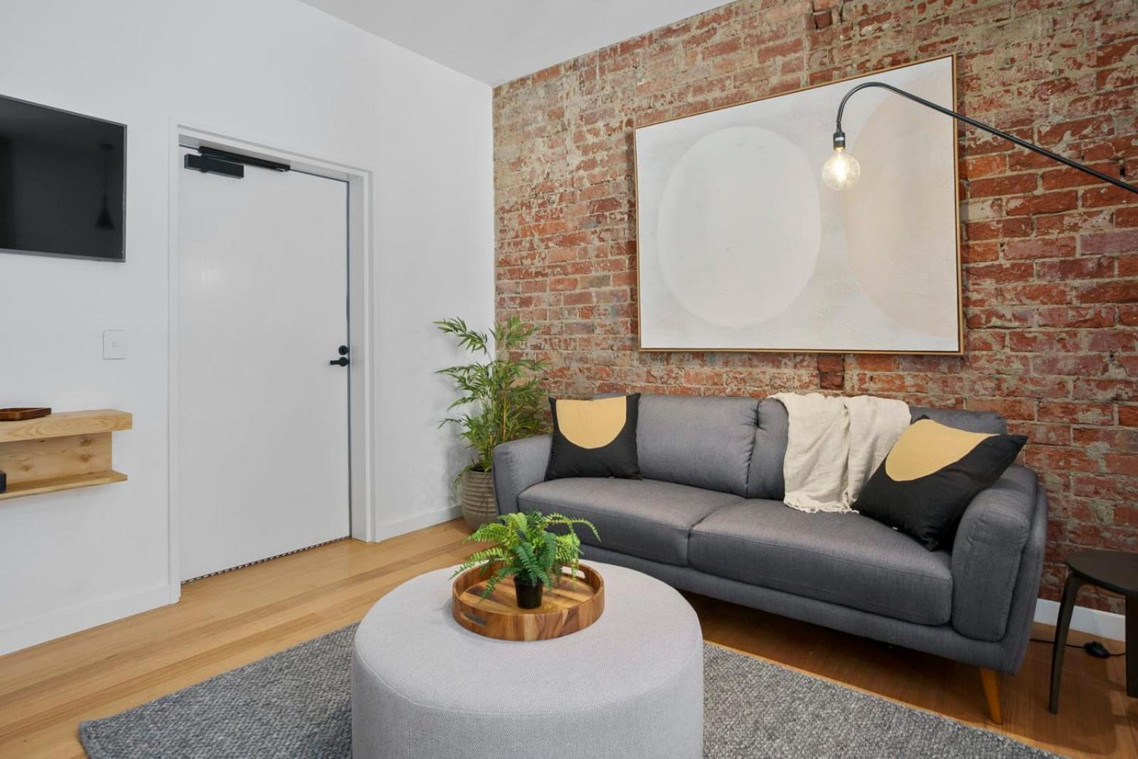 The Retreat At Saddlers House With Private Balcony Apartment Hobart Exterior photo